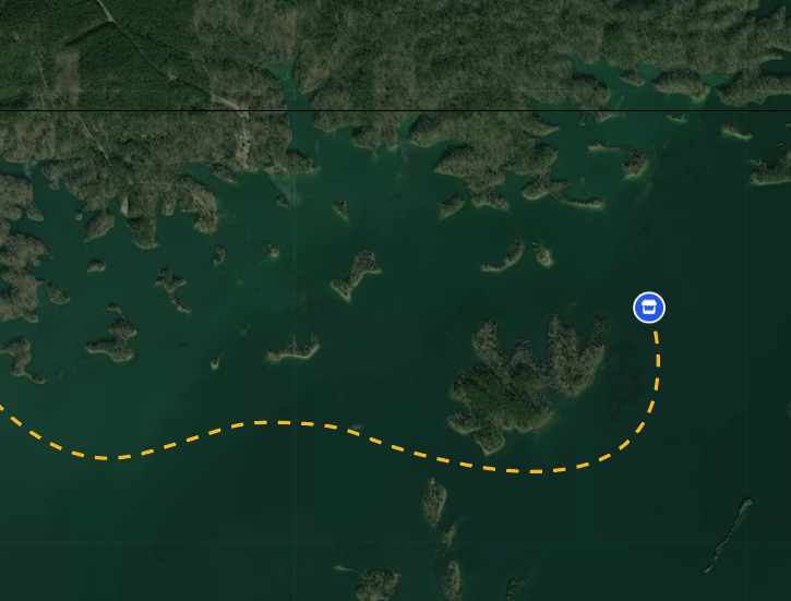 Mobile merchant live on the MyLake map with a path while On the lake
